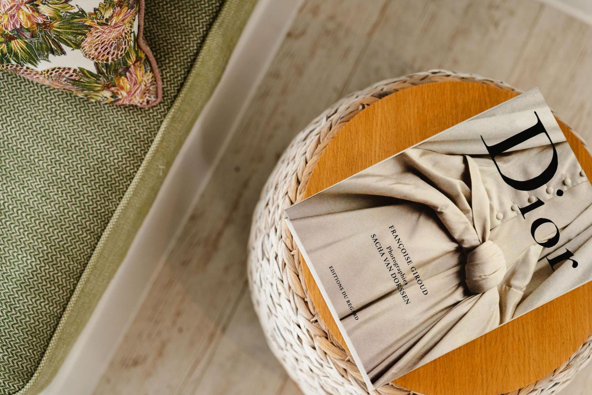 Sunday Luxury Suites Agia Anna  Ngoại thất bức ảnh