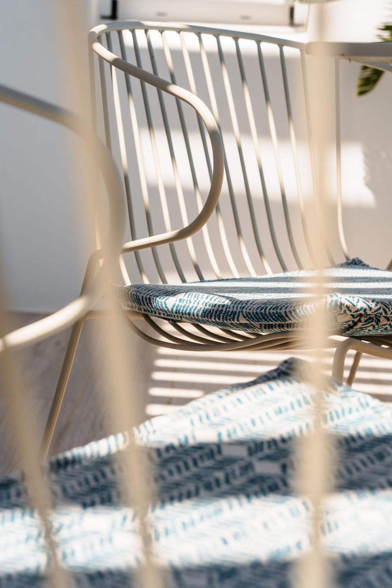 Sunday Luxury Suites Agia Anna  Ngoại thất bức ảnh
