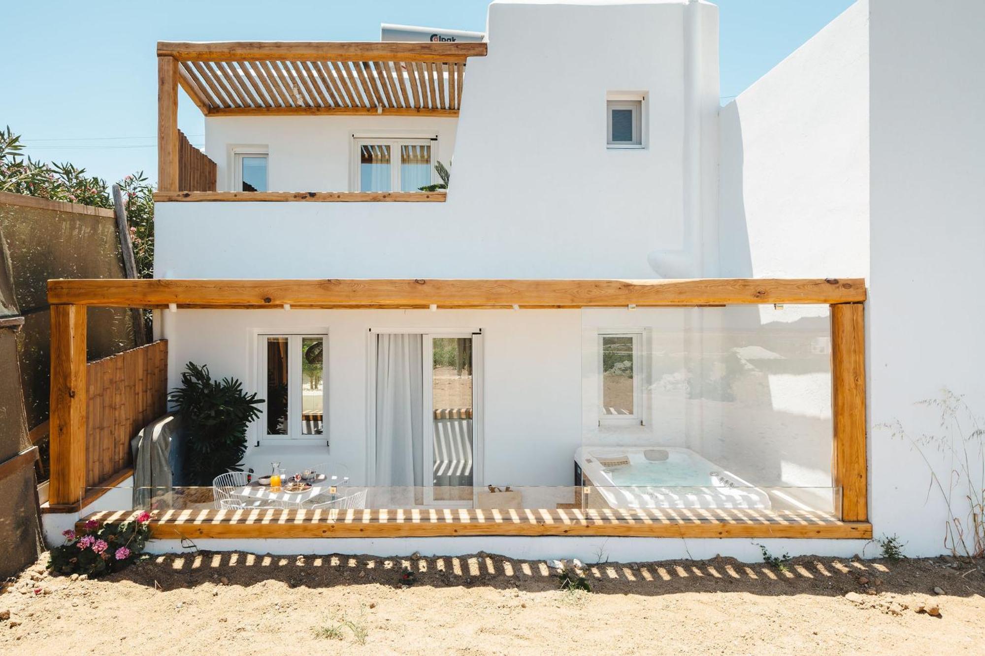 Sunday Luxury Suites Agia Anna  Ngoại thất bức ảnh