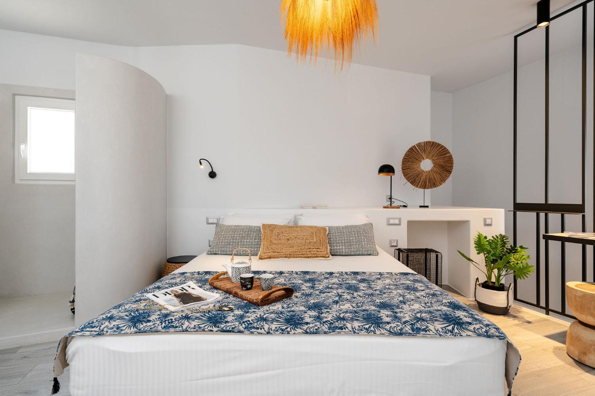 Sunday Luxury Suites Agia Anna  Ngoại thất bức ảnh